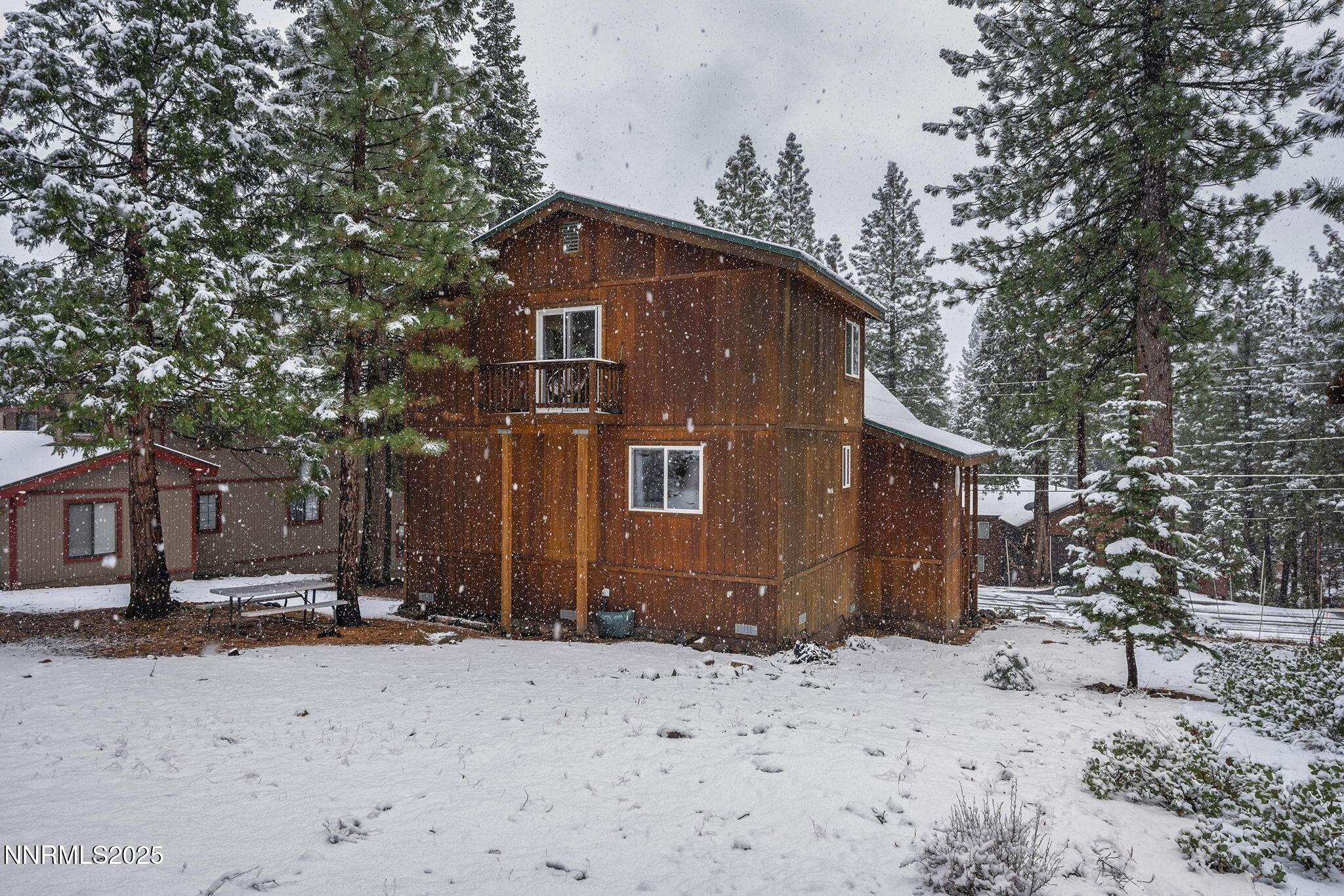 Tahoe Vista, California, 96143, United States, 3 Bedrooms Bedrooms, ,2 BathroomsBathrooms,Residential,For Sale,1998136
