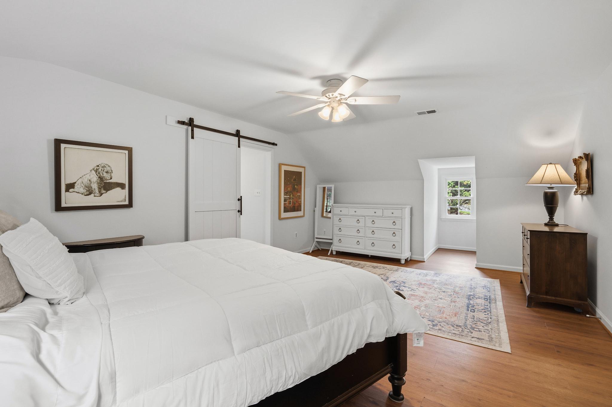  210 Falcon Ridge Road, Great Falls, VA, 22066 - 物件實景