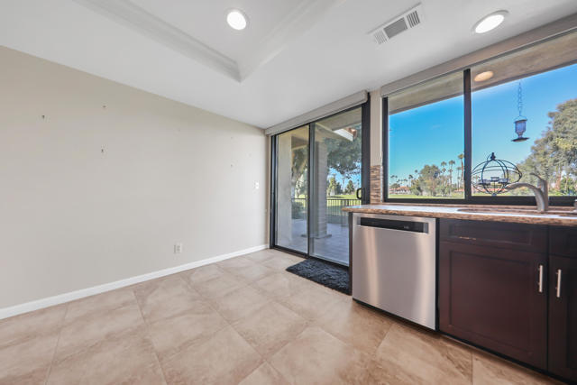 Palm Desert, California, 92260, United States, 2 Bedrooms Bedrooms, ,2 BathroomsBathrooms,Residential,For Sale,1974746