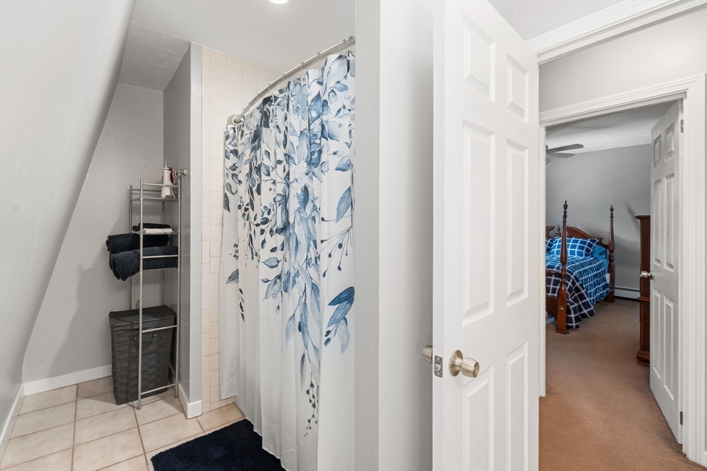 Abington, Massachusetts, 02351, United States, 3 Bedrooms Bedrooms, ,2 BathroomsBathrooms,Residential,For Sale,1907735