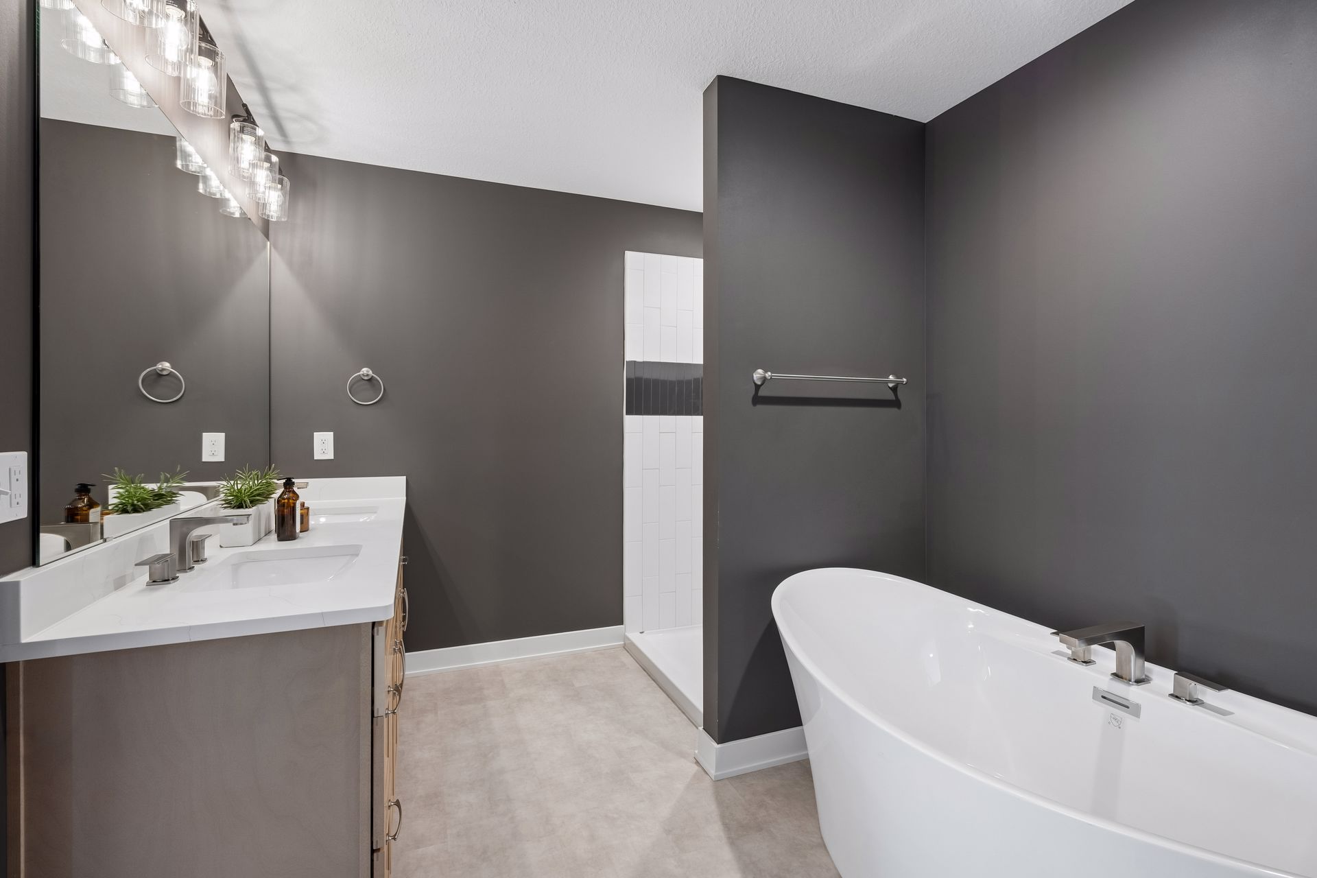  Luxury Design, Immediate Occupancy - 物件實景
