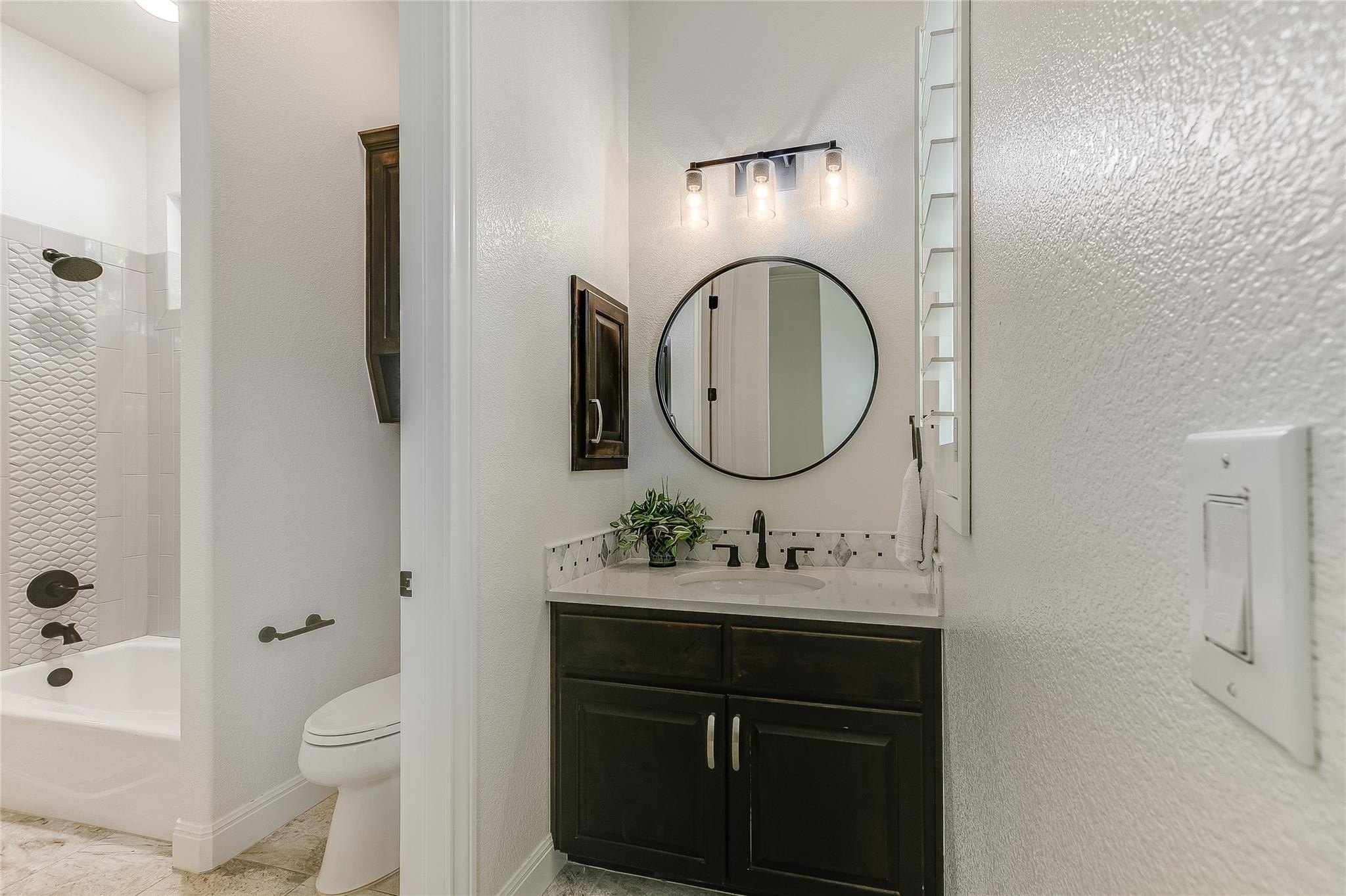 Georgetown, Texas, 78633, United States, 4 Bedrooms Bedrooms, ,3 BathroomsBathrooms,Residential,For Sale,1982039