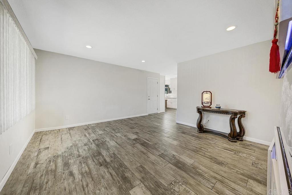 Escondido, California, 92027, United States, 3 Bedrooms Bedrooms, ,1 BathroomBathrooms,Residential,For Sale,1942243