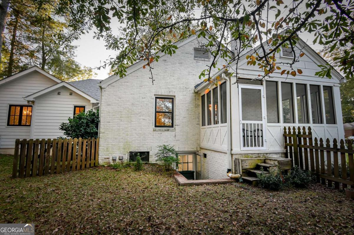 Athens, Georgia, 30606, United States, 4 Bedrooms Bedrooms, ,3 BathroomsBathrooms,Residential,For Sale,1988193