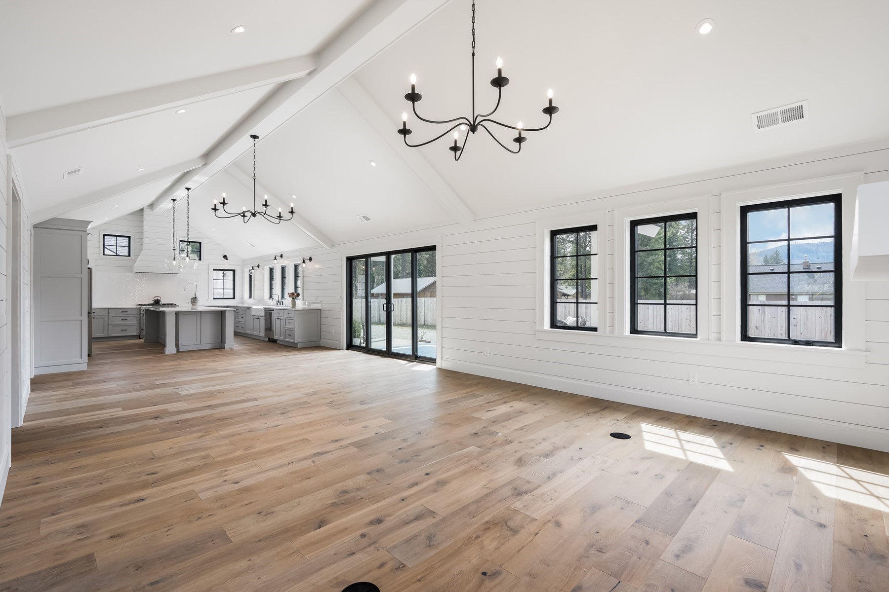  River Town Revival - 物件實景