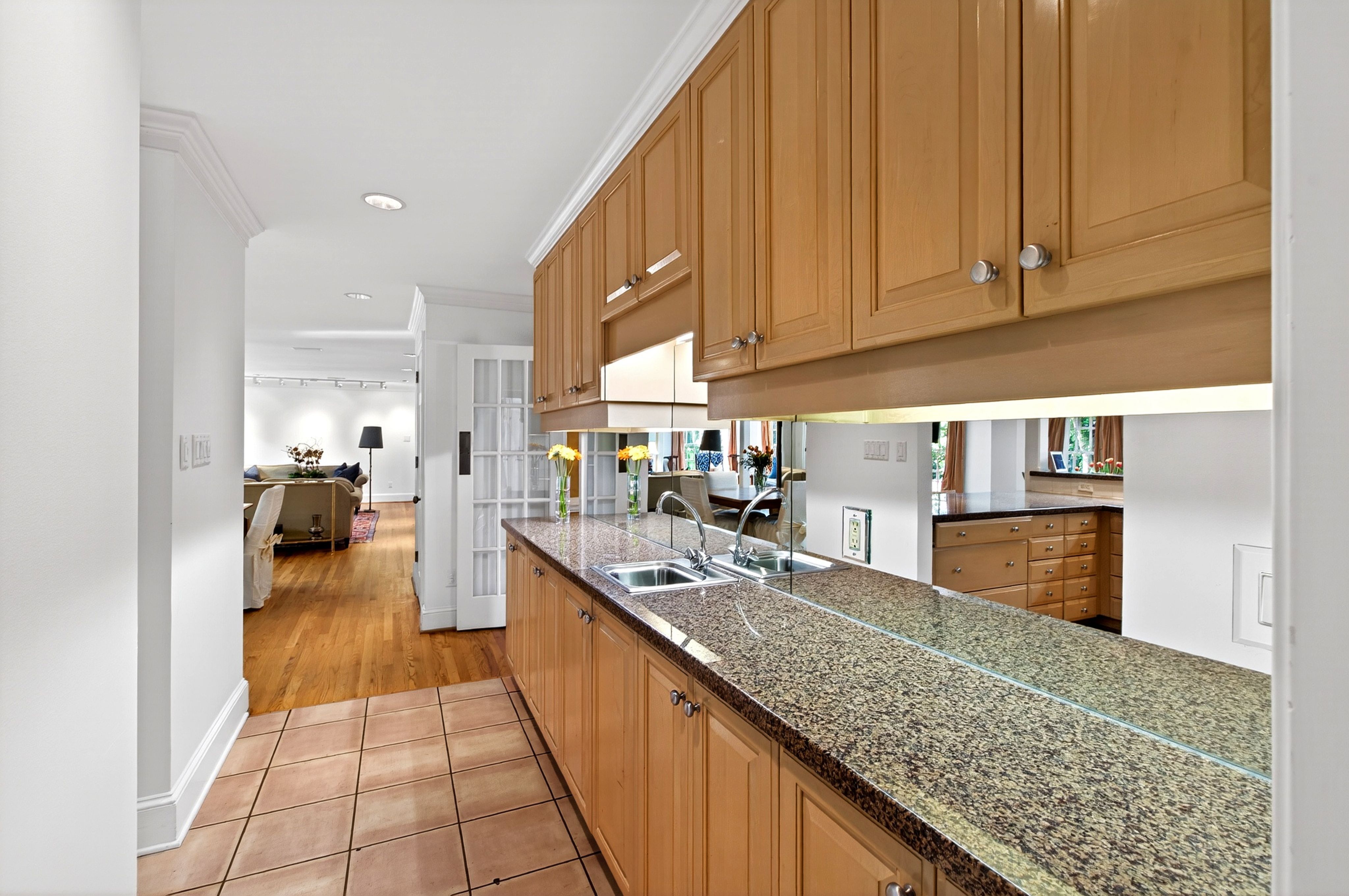  325 Buncombe Street, Raleigh, NC 27609 - 物件實景