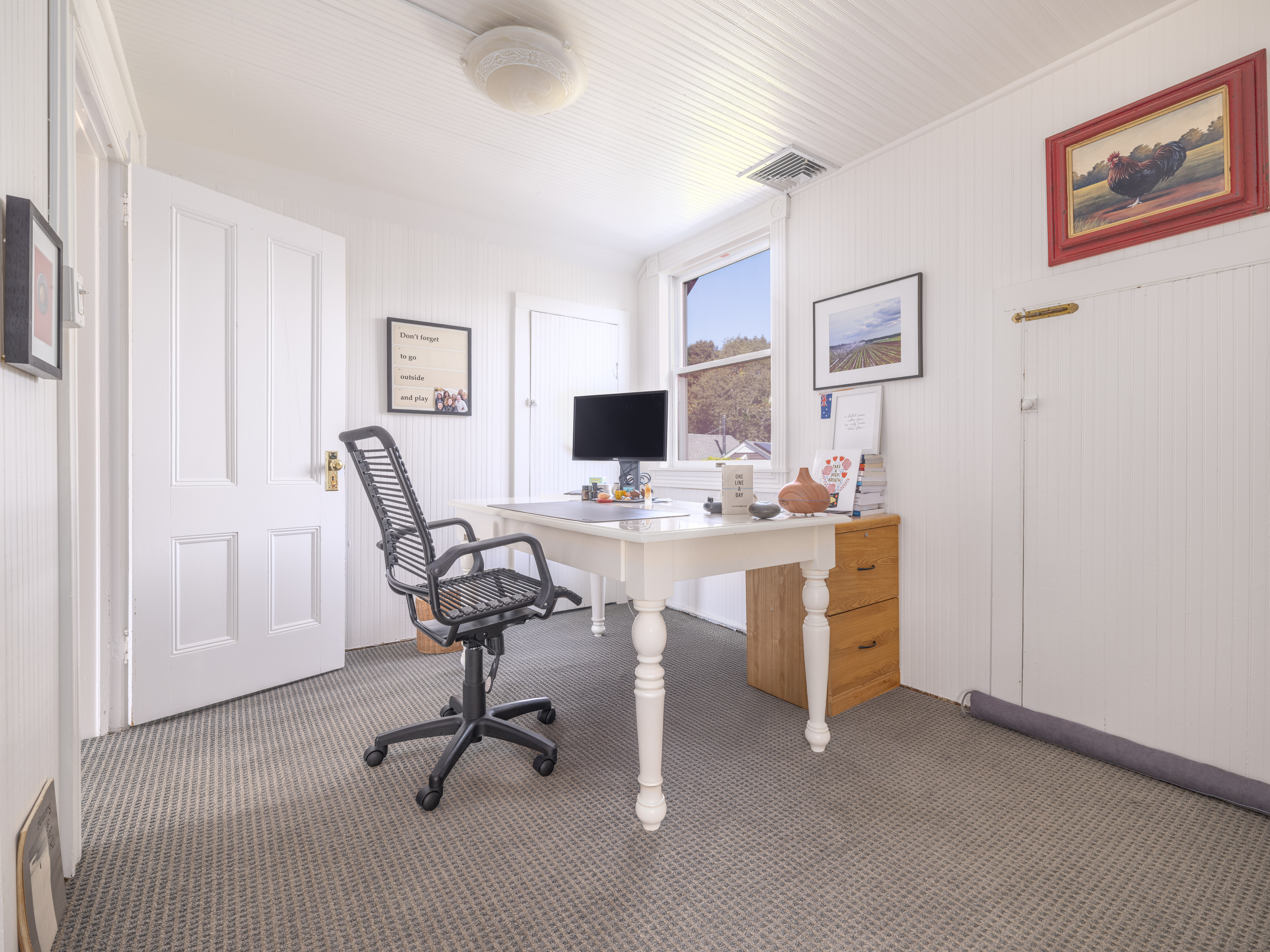 Cutchogue, New York, 11935, United States, 4 Bedrooms Bedrooms, ,2 BathroomsBathrooms,Residential,For Sale,1987431