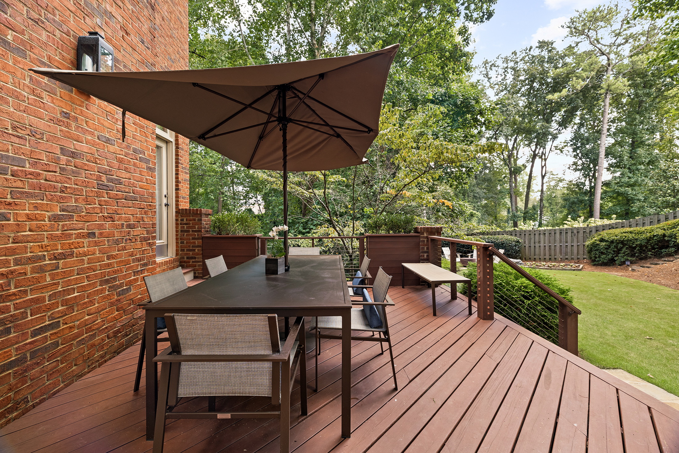  Refined Living on a Quiet Cul-de-sac in Chastain Park - 物件實景
