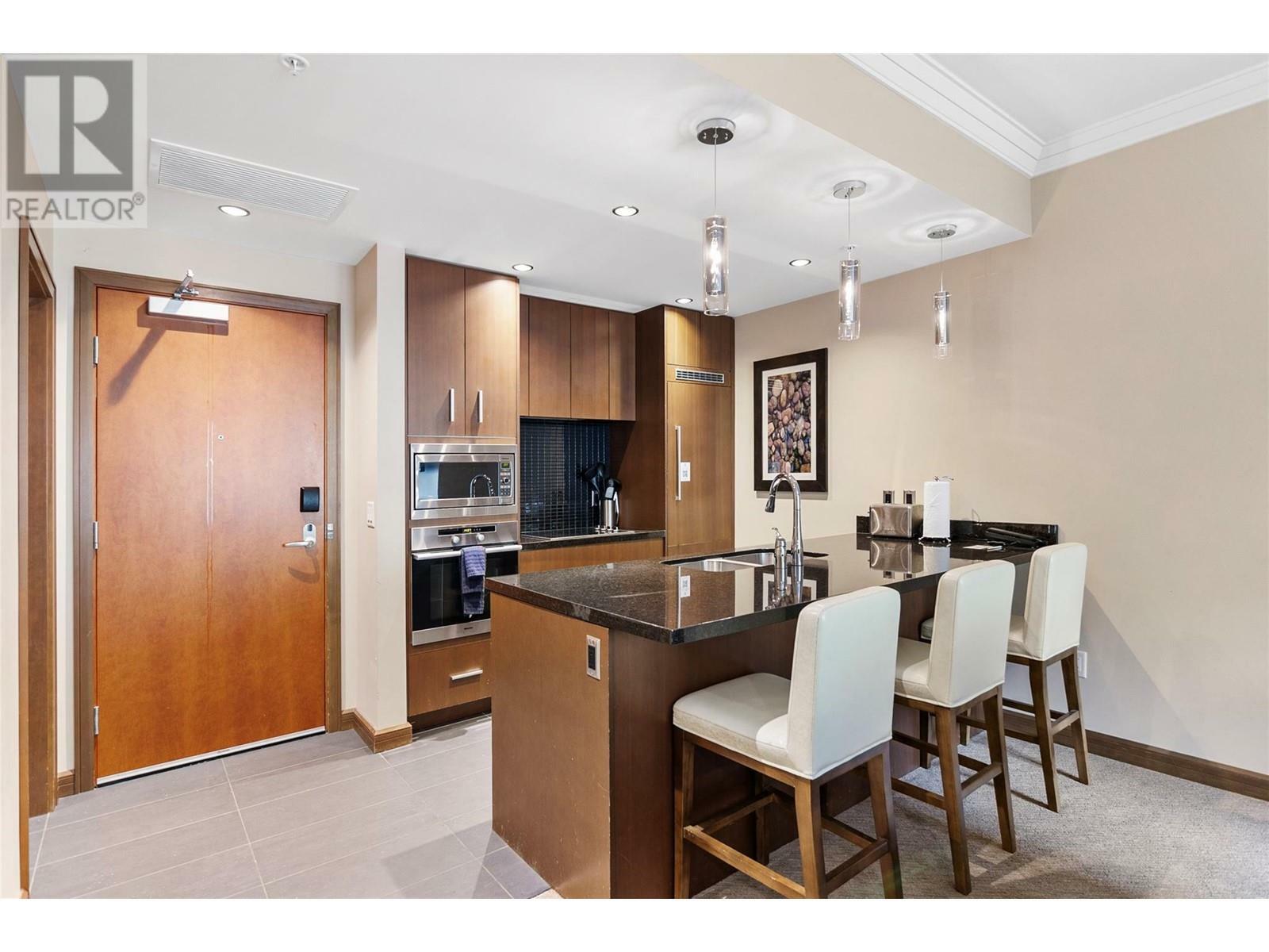 REVELSTOKE, British Columbia, V0E 2S0, CA, 1 Bedroom Bedrooms, ,2 BathroomsBathrooms,Residential,For Sale,1837382