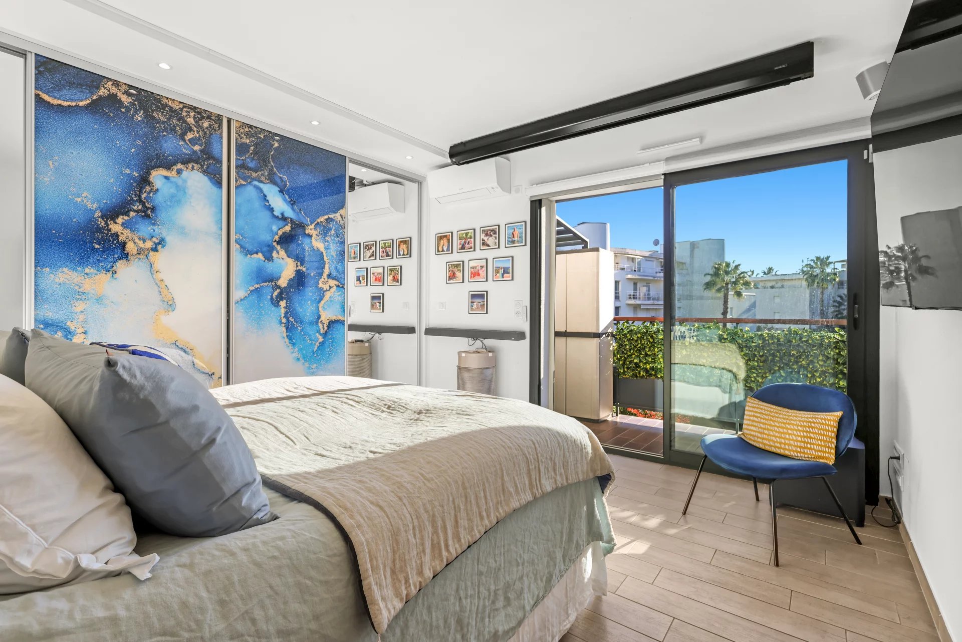 Golfe-Juan, Provence-Alpes-Côte d’Azur, 06220, FR, 1 Bedroom Bedrooms, ,1 BathroomBathrooms,Residential,For Sale,1999764