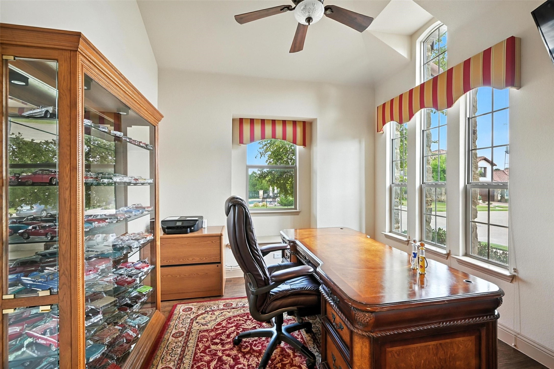 Denton, Texas, 76210, United States, 3 Bedrooms Bedrooms, ,3 BathroomsBathrooms,Residential,For Sale,1932168