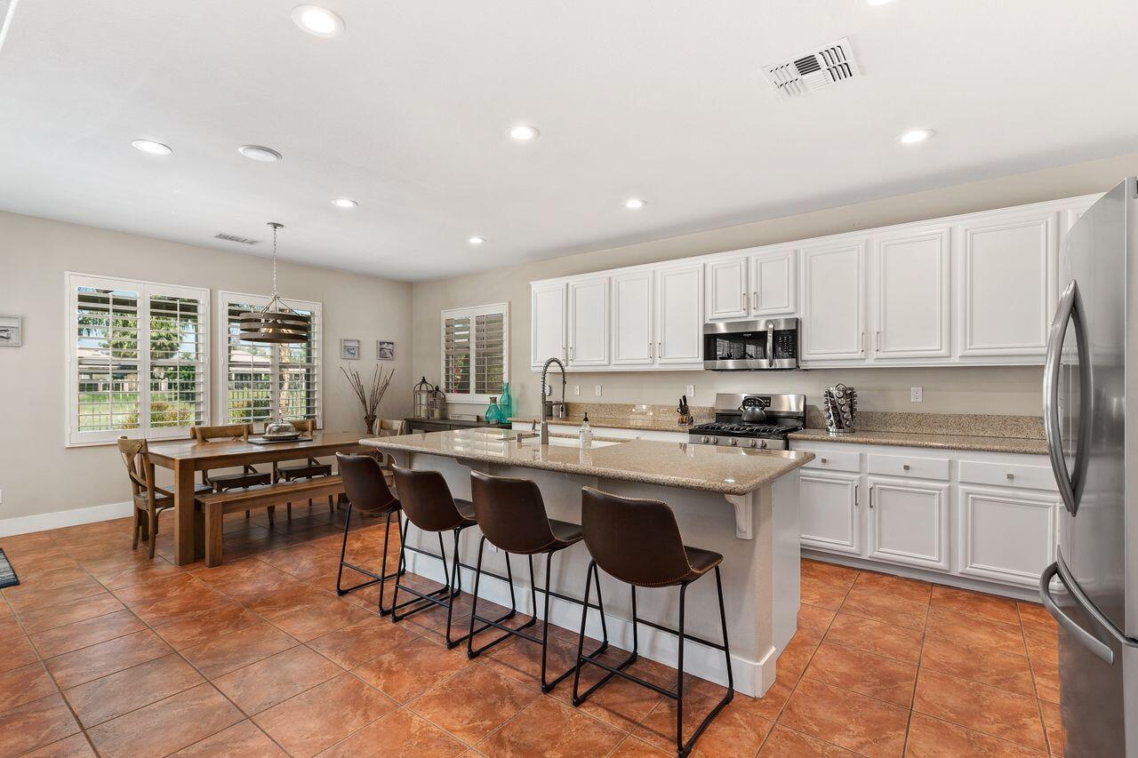 Indio, California, 92201, United States, 4 Bedrooms Bedrooms, ,3 BathroomsBathrooms,Residential,For Sale,1925856