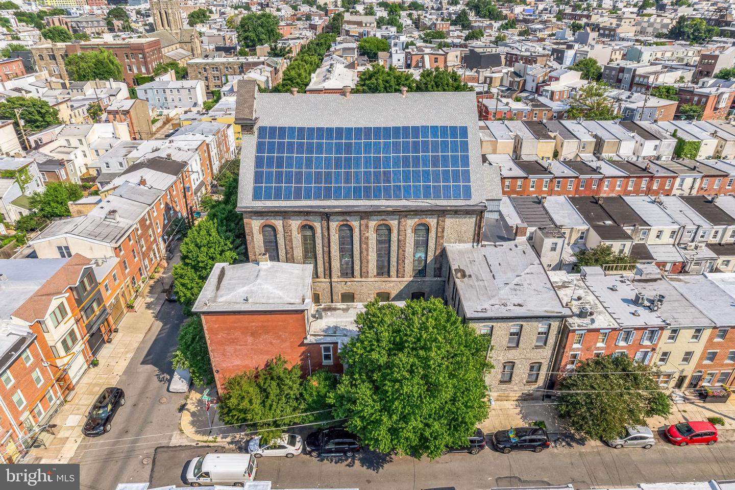 1345 E Susquehanna Avenue, Philadelphia, Pennsylvania, 19125, United States, 4 Bedrooms Bedrooms, ,6 BathroomsBathrooms,Residential,For Sale,1345 E Susquehanna Avenue,1613151
