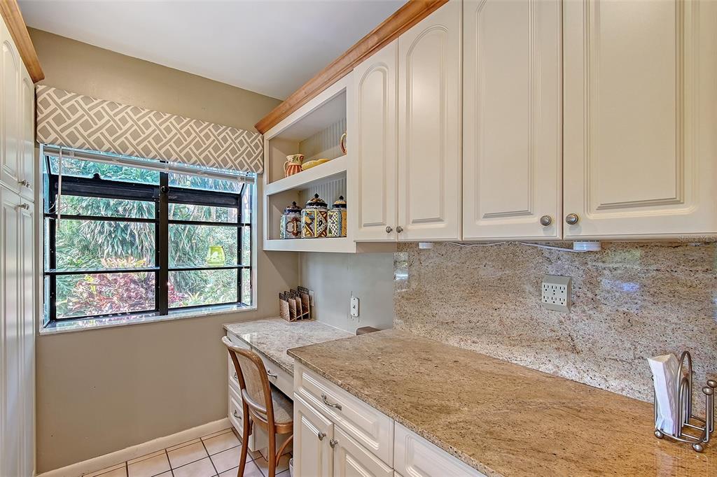 Sarasota, Florida, 34232, United States, 4 Bedrooms Bedrooms, ,4 BathroomsBathrooms,Residential,For Sale,1917042