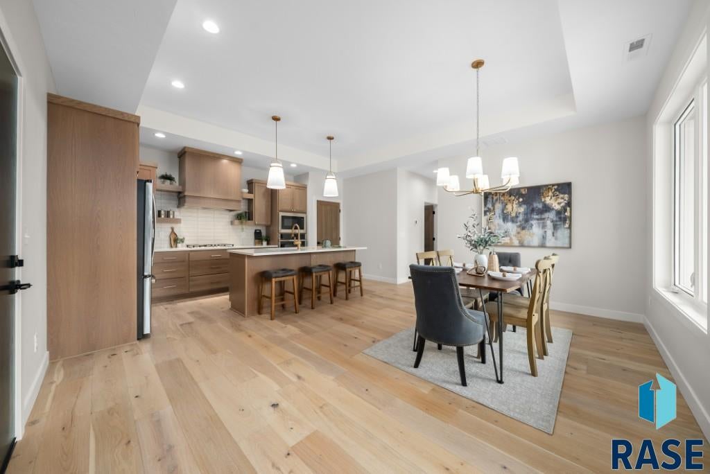 Sioux Falls, South Dakota, 57110, United States, 2 Bedrooms Bedrooms, ,2 BathroomsBathrooms,Residential,For Sale,2005980