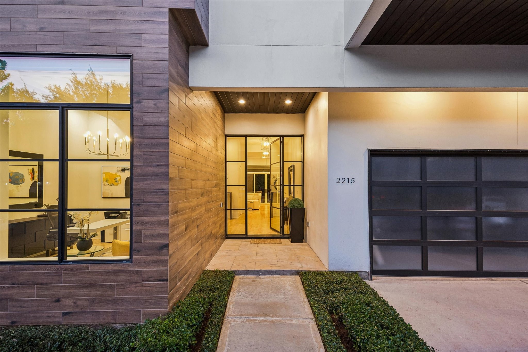  2215 Driscoll Street - 物件實景