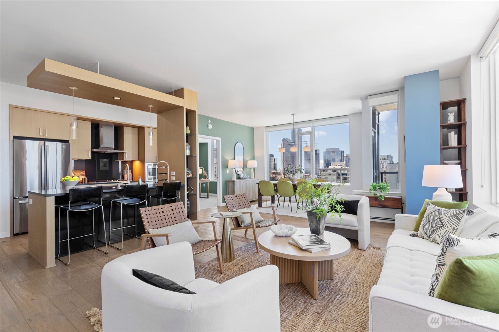 Seattle, Washington, 98101, United States, 2 Bedrooms Bedrooms, ,1 BathroomBathrooms,Residential,For Sale,1897094