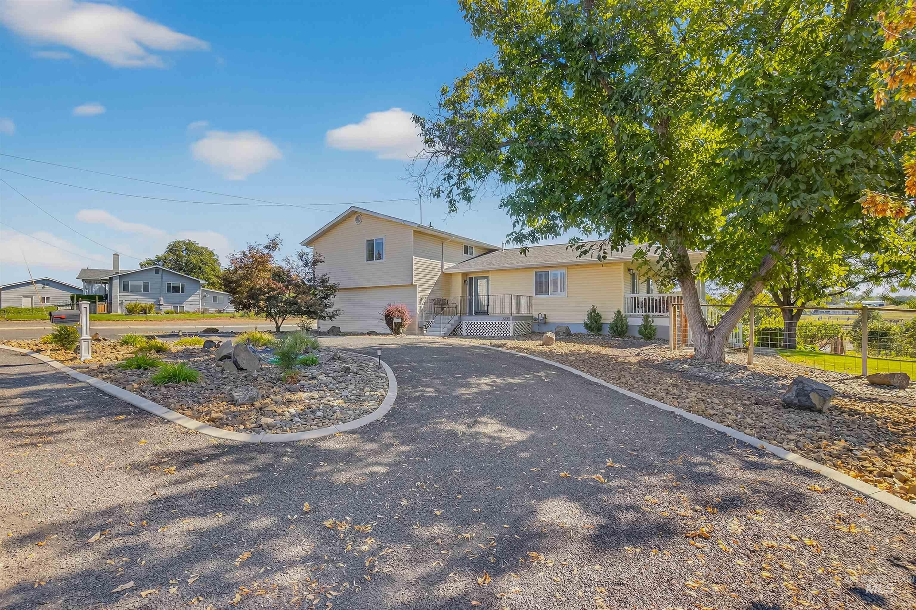 Clarkston, Washington, 99403, United States, 3 Bedrooms Bedrooms, ,3 BathroomsBathrooms,Residential,For Sale,1975063