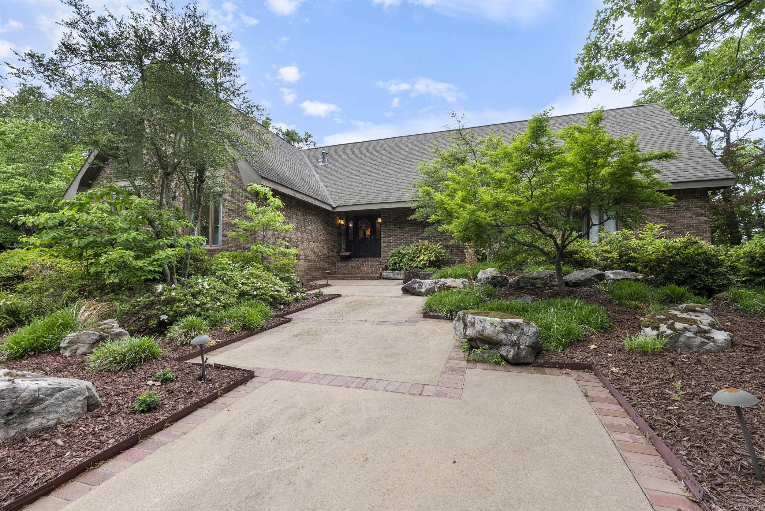 1360 stanley russ RD, Conway, Arkansas, 72034, United States, 5 Bedrooms Bedrooms, ,5 BathroomsBathrooms,Residential,For Sale,1360 stanley russ RD,1629163