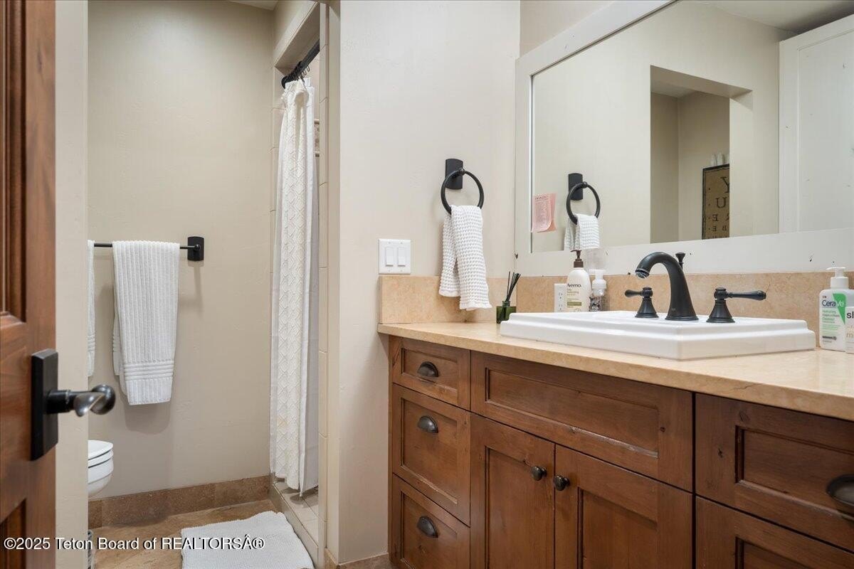 Jackson, Wyoming, 83001, United States, 5 Bedrooms Bedrooms, ,1 BathroomBathrooms,Residential,For Sale,1831130