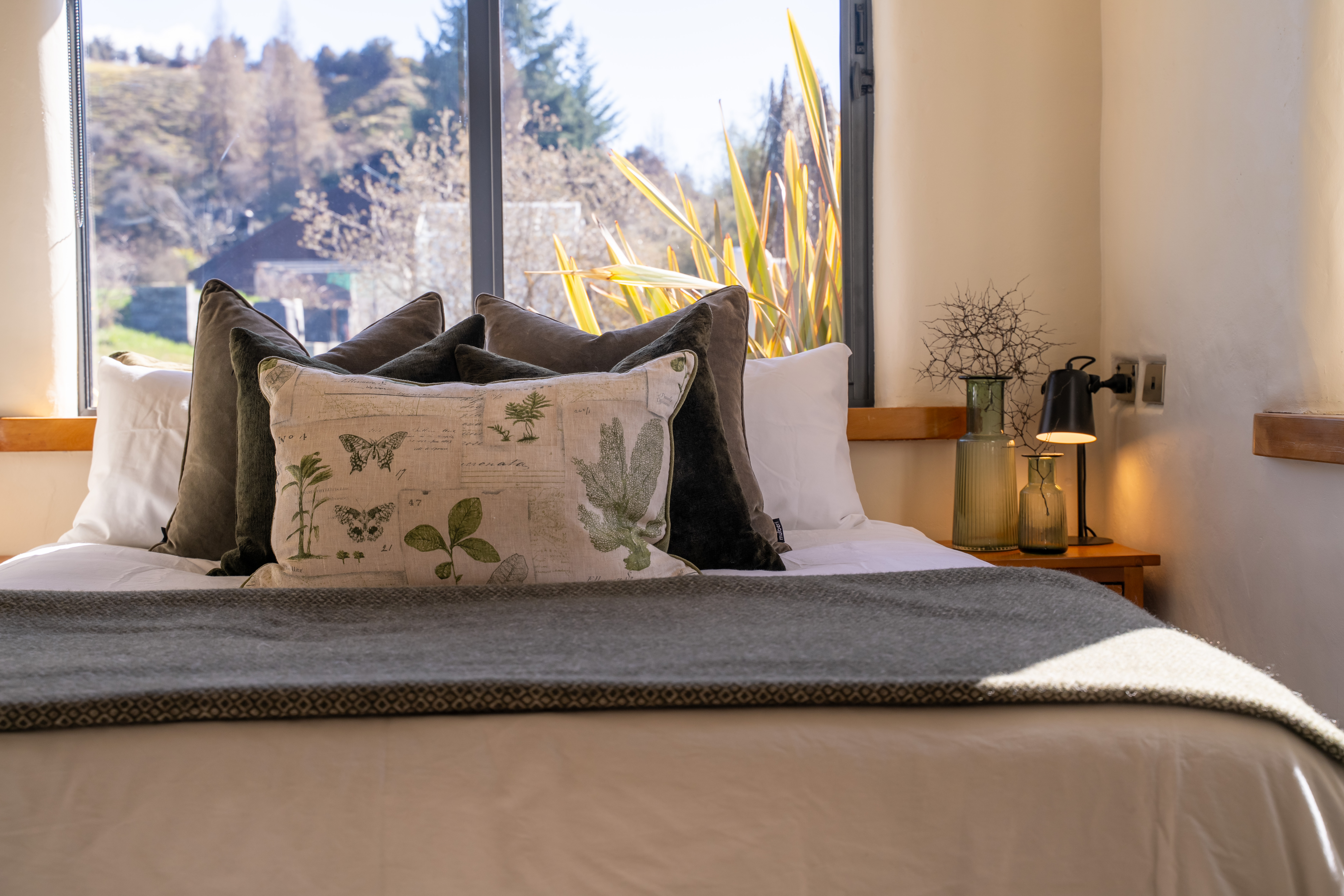  Secluded Riverside Setting - 物件實景