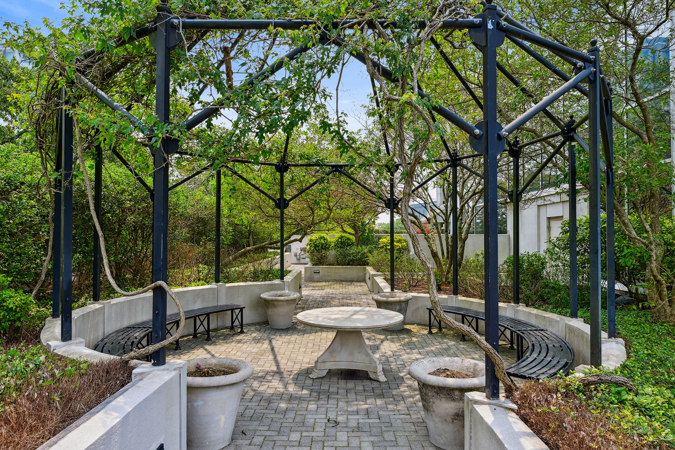  Exceptional Space, Skyline Views, and an Unbeatable Buckhead Location - 物件實景