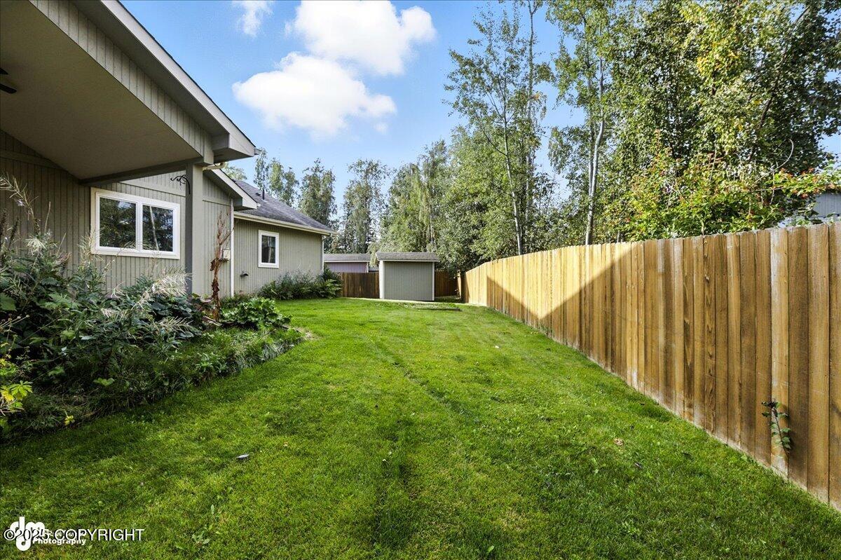 Eagle River, Alaska, 99577, United States, 3 Bedrooms Bedrooms, ,2 BathroomsBathrooms,Residential,For Sale,1936928