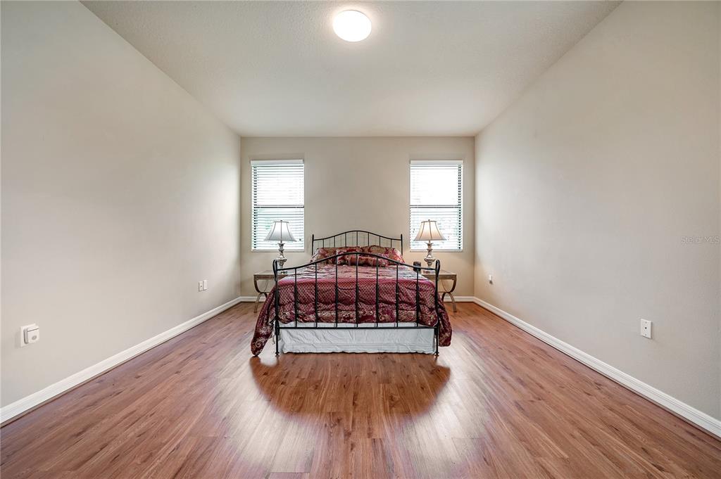 Wesley Chapel, Florida, 33545, United States, 5 Bedrooms Bedrooms, ,3 BathroomsBathrooms,Residential,For Sale,1941692