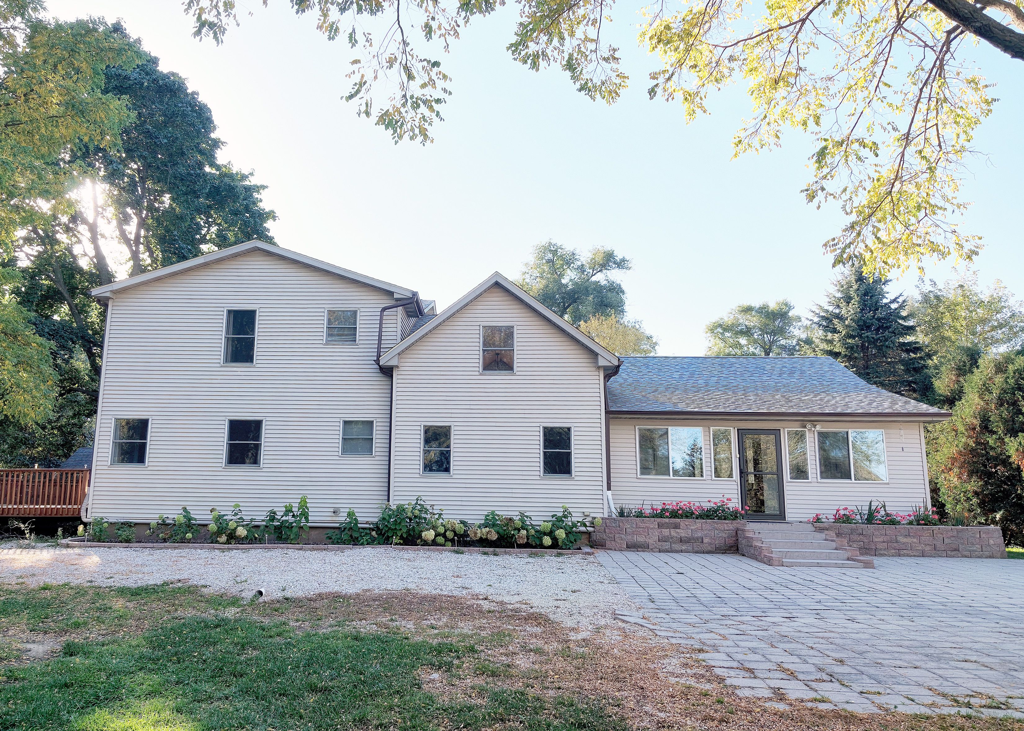  Peaceful Living Meets Modern Style on 2.55 Acres - 物件實景