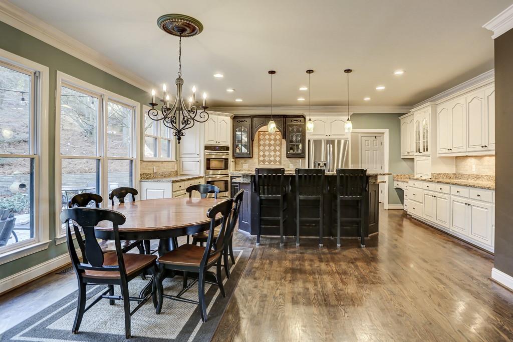 Suwanee, Georgia, 30024, United States, 6 Bedrooms Bedrooms, ,5 BathroomsBathrooms,Residential,For Sale,2013045
