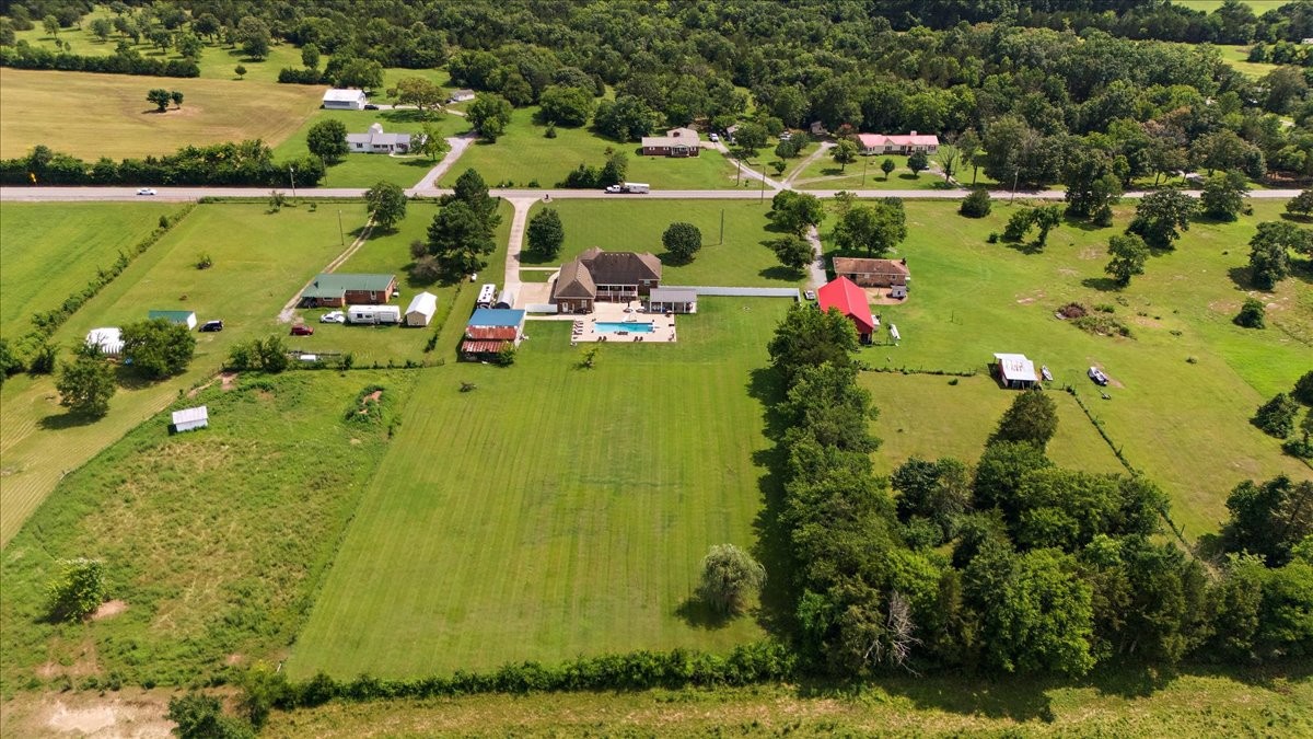 Bell Buckle, Tennessee, 37020, United States, 3 Bedrooms Bedrooms, ,3 BathroomsBathrooms,Residential,For Sale,1898483