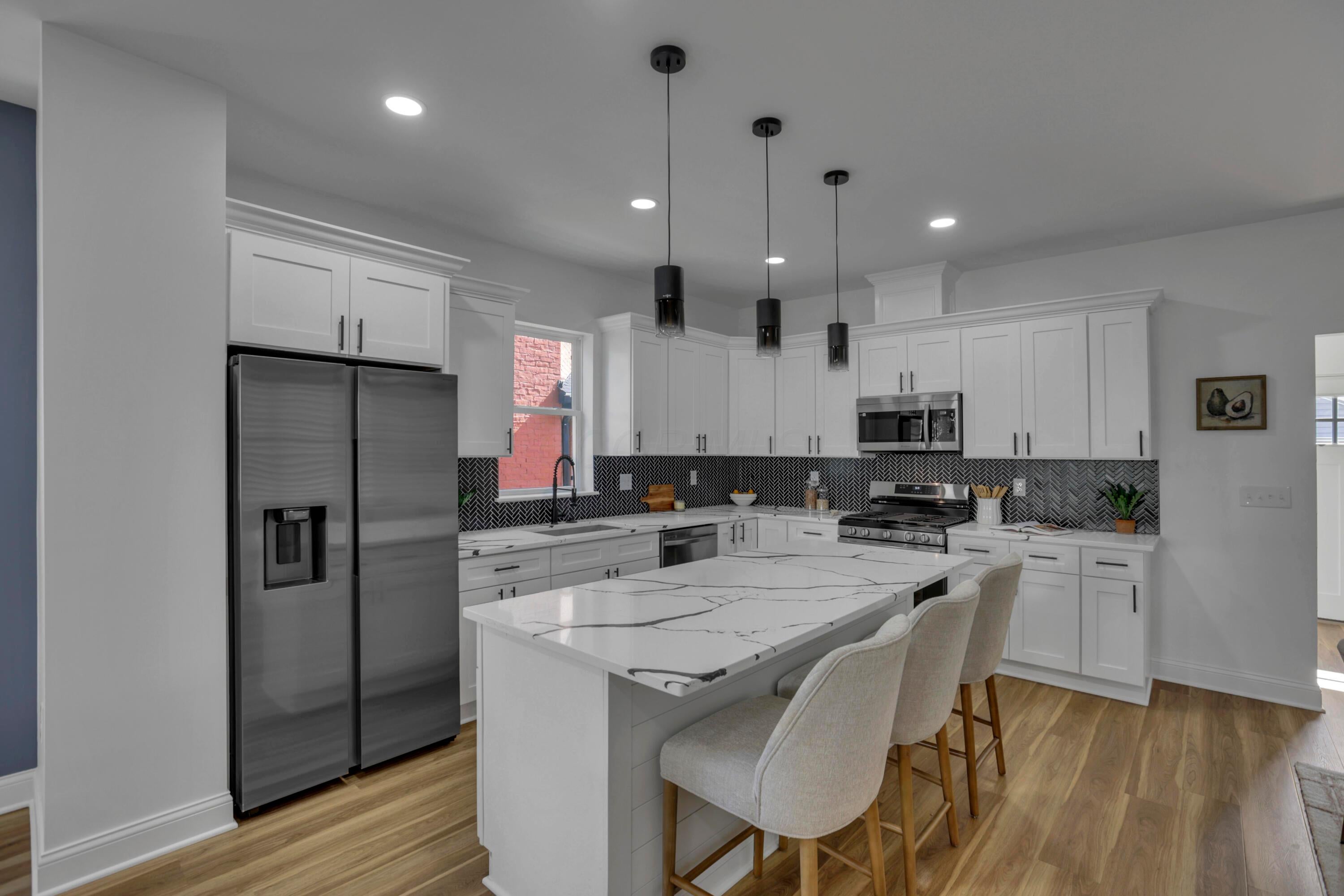 Columbus, Ohio, 43203, United States, 4 Bedrooms Bedrooms, ,4 BathroomsBathrooms,Residential,For Sale,2048035