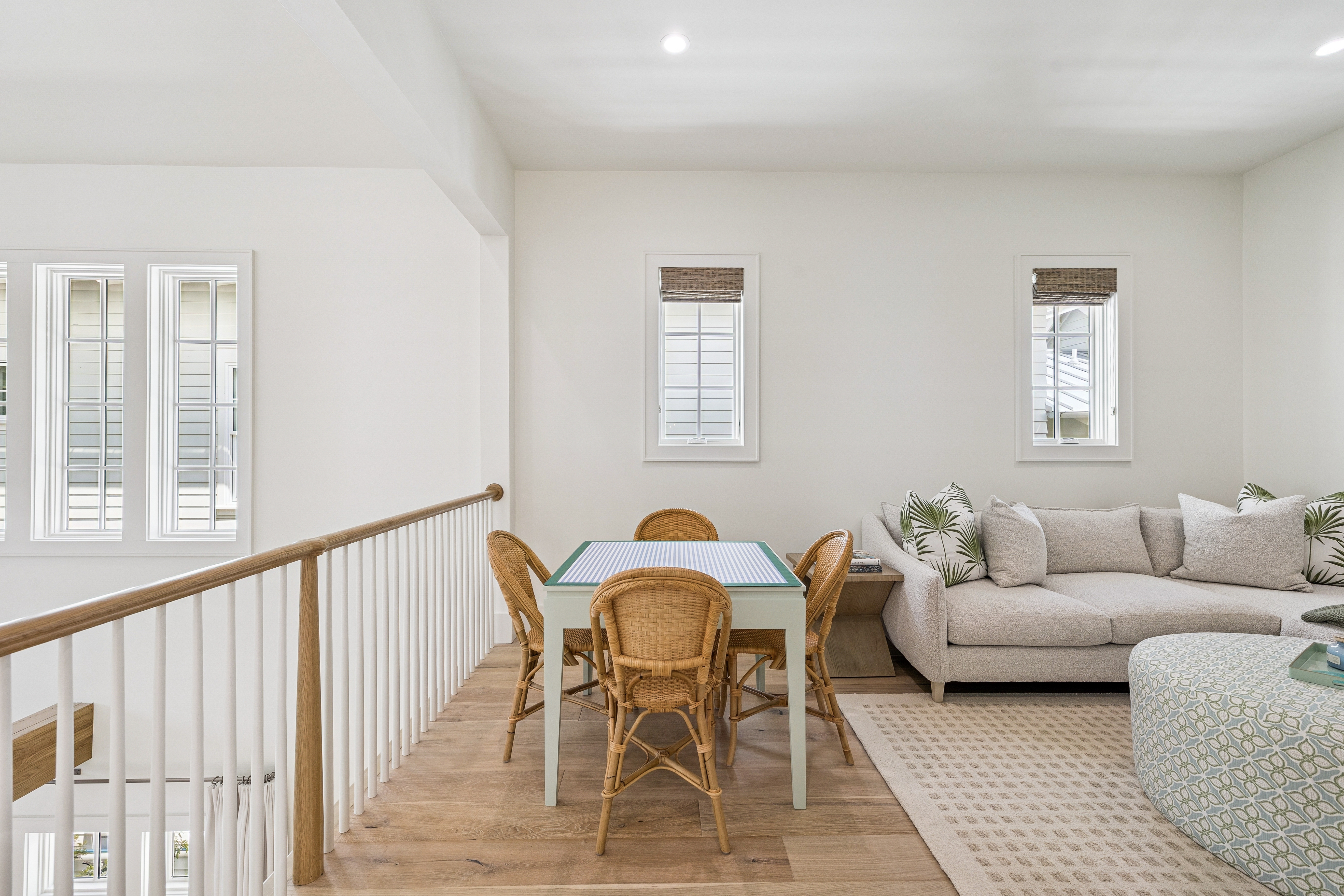  Refined Coastal Residence With Designer Interiors And Exceptional Craftsmanship - 物件實景