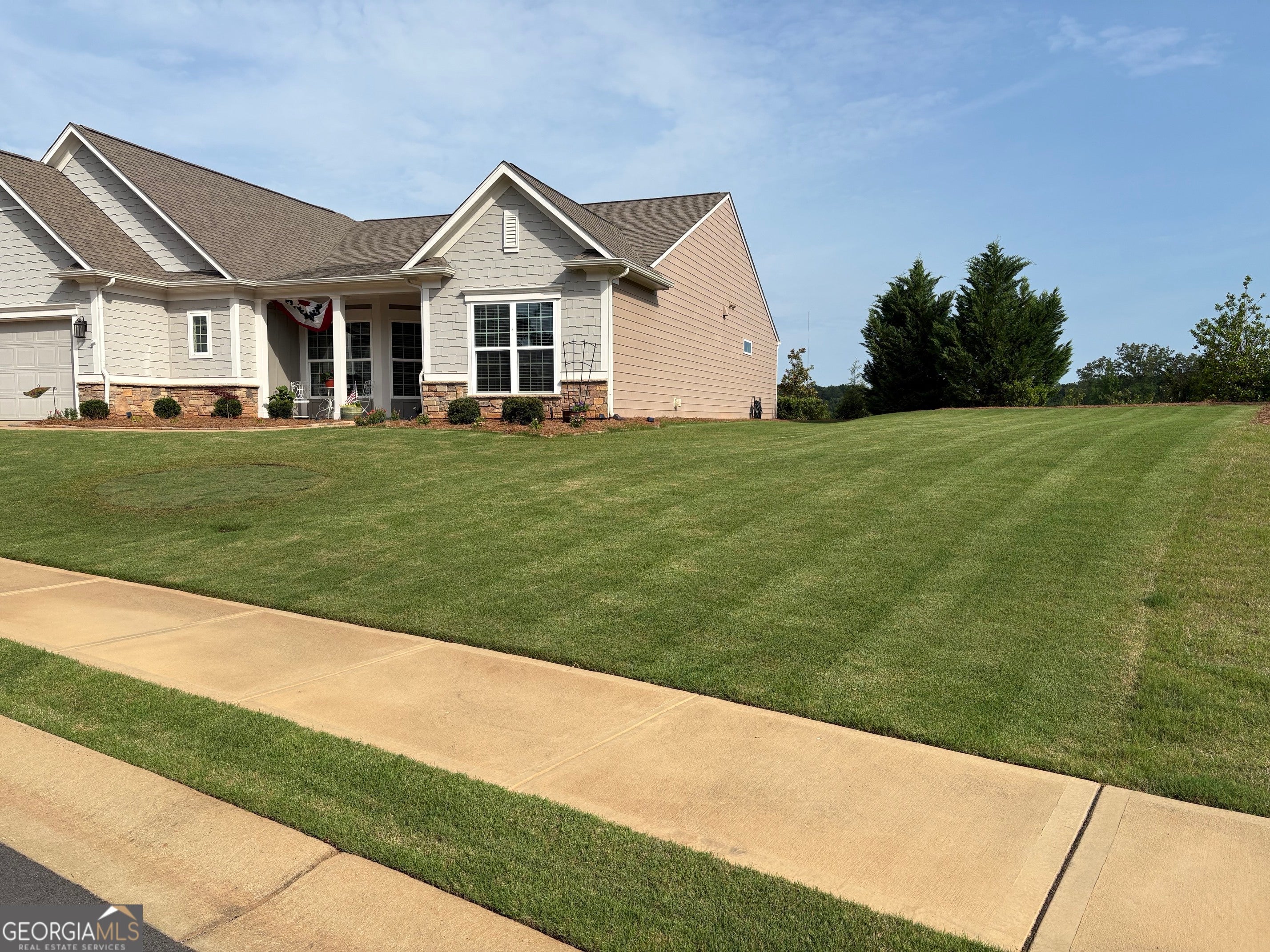 Greensboro, Georgia, 30642, United States, 2 Bedrooms Bedrooms, ,3 BathroomsBathrooms,Residential,For Sale,2017399