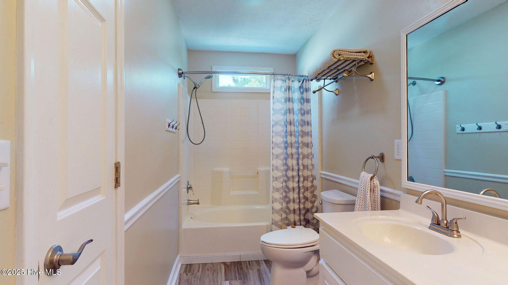 New Bern, North Carolina, 28560, United States, 3 Bedrooms Bedrooms, ,4 BathroomsBathrooms,Residential,For Sale,1874944