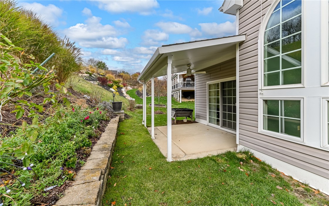 Richland, Pennsylvania, 15044, United States, 3 Bedrooms Bedrooms, ,3 BathroomsBathrooms,Residential,For Sale,1991819