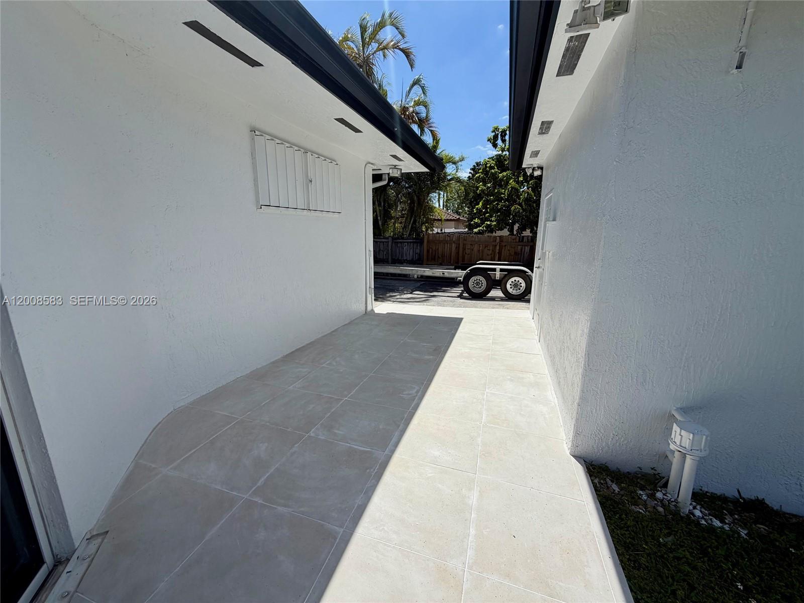 Miami, Florida, 33175, United States, 5 Bedrooms Bedrooms, ,3 BathroomsBathrooms,Residential,For Sale,2040426