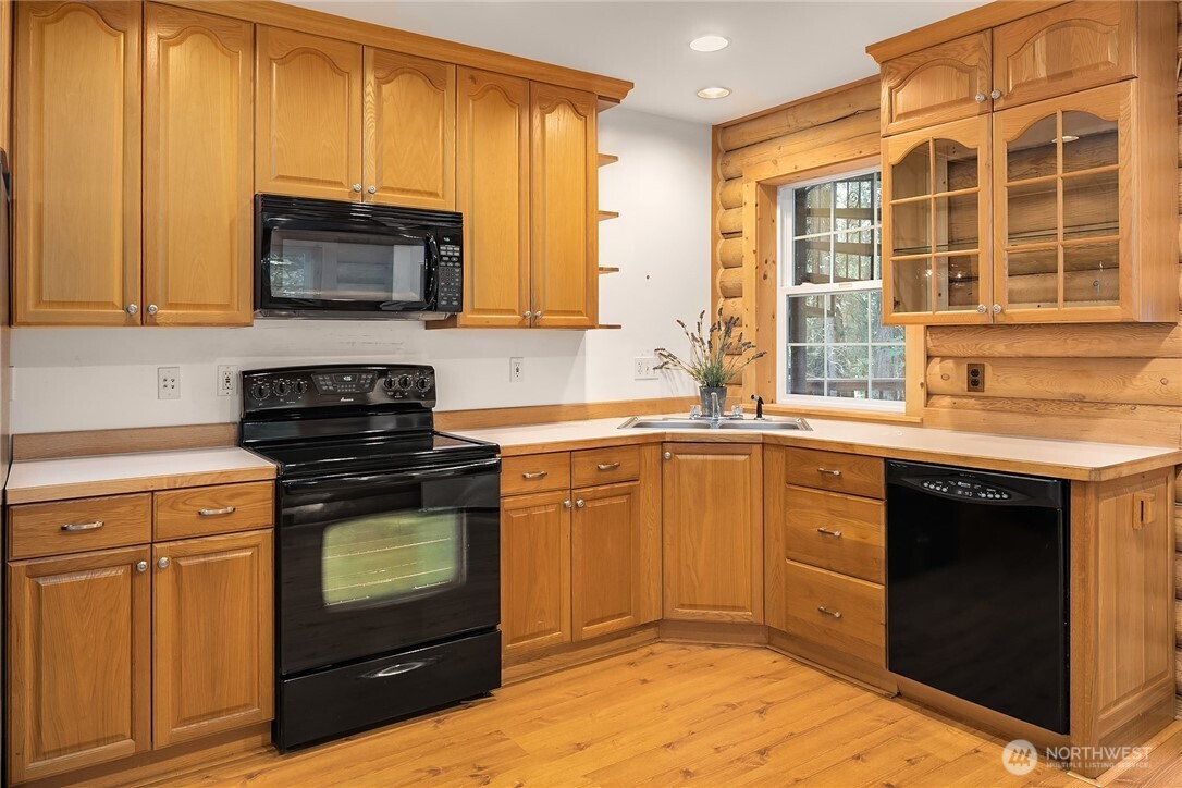 Cle Elum, Washington, 98922, United States, 1 Bedroom Bedrooms, ,1 BathroomBathrooms,Residential,For Sale,1901684