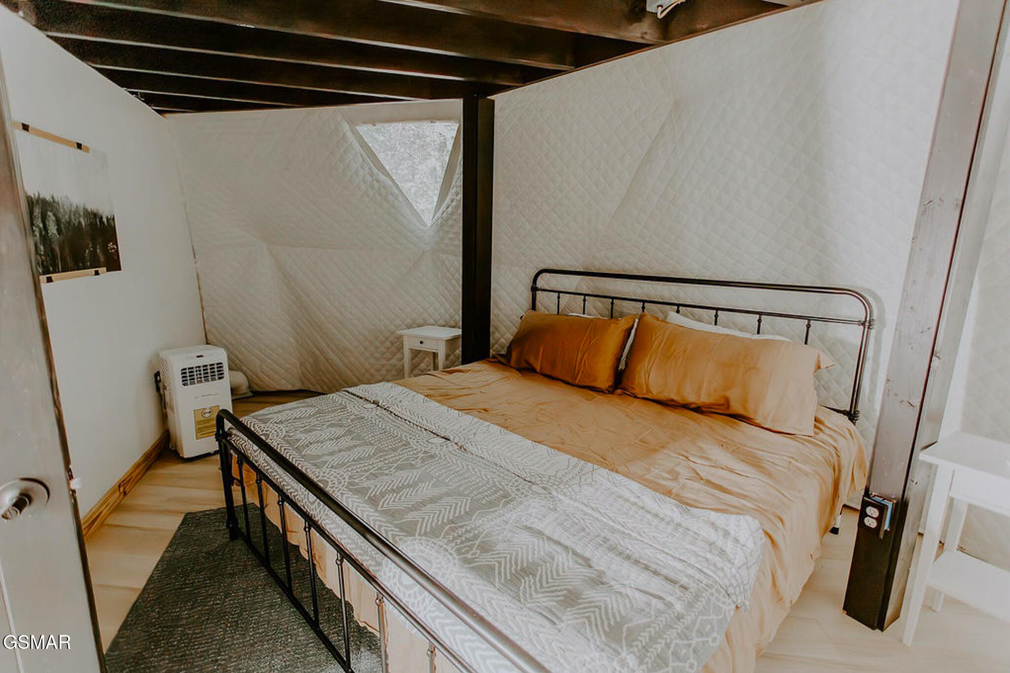 Cosby, Tennessee, 37722, United States, ,Land,For Sale,1978210