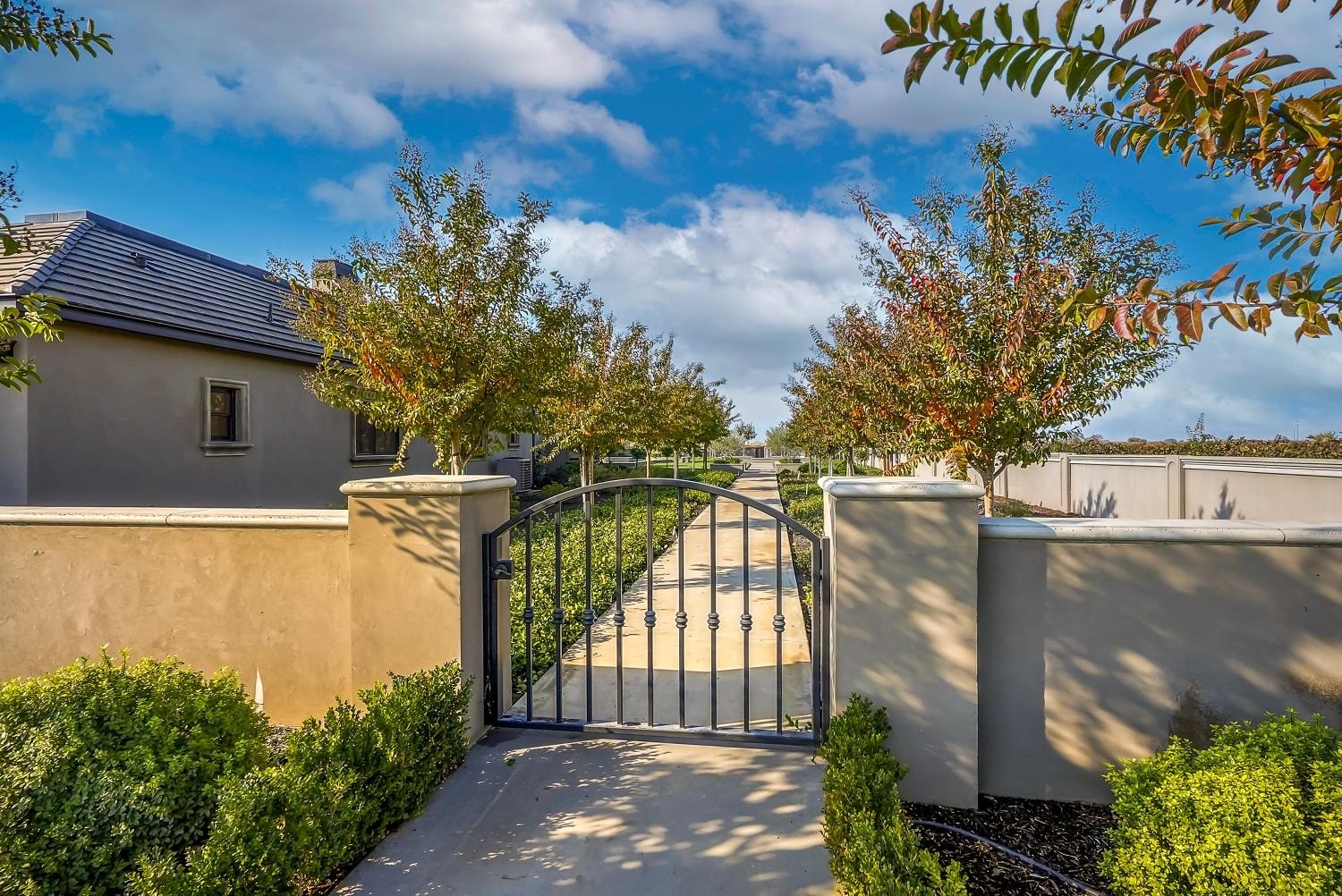 Lodi, California, 95241, United States, 4 Bedrooms Bedrooms, ,6 BathroomsBathrooms,Residential,For Sale,2005753