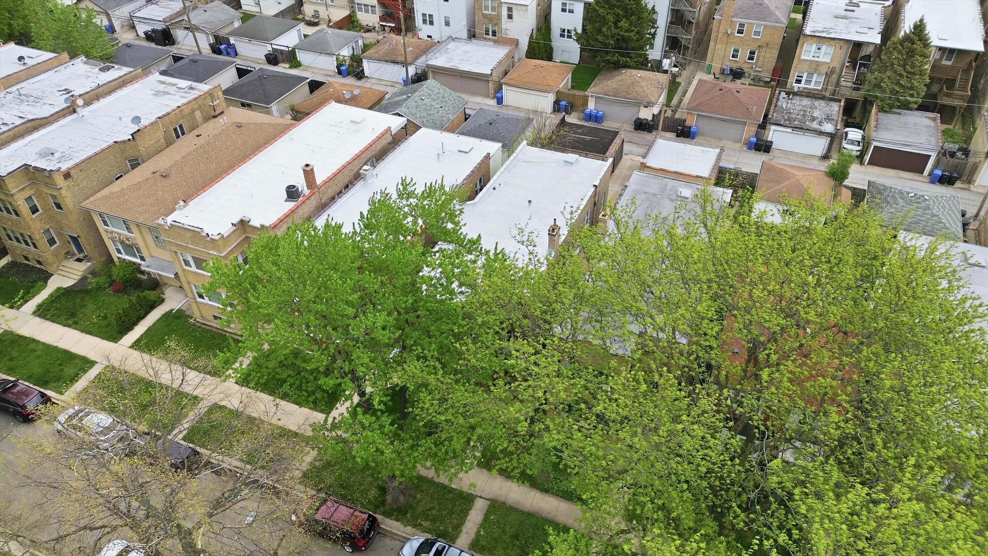 Chicago, Illinois, 60659, United States, 9 Bedrooms Bedrooms, ,Residential,For Sale,2040474