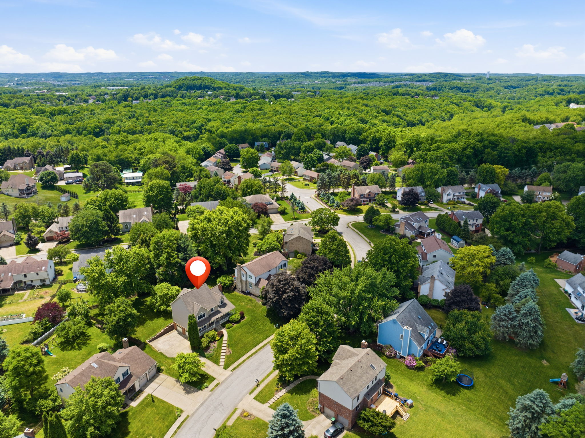 306 Hillcrest Drive, Cranberry Township, PA 16066 - 物件實景