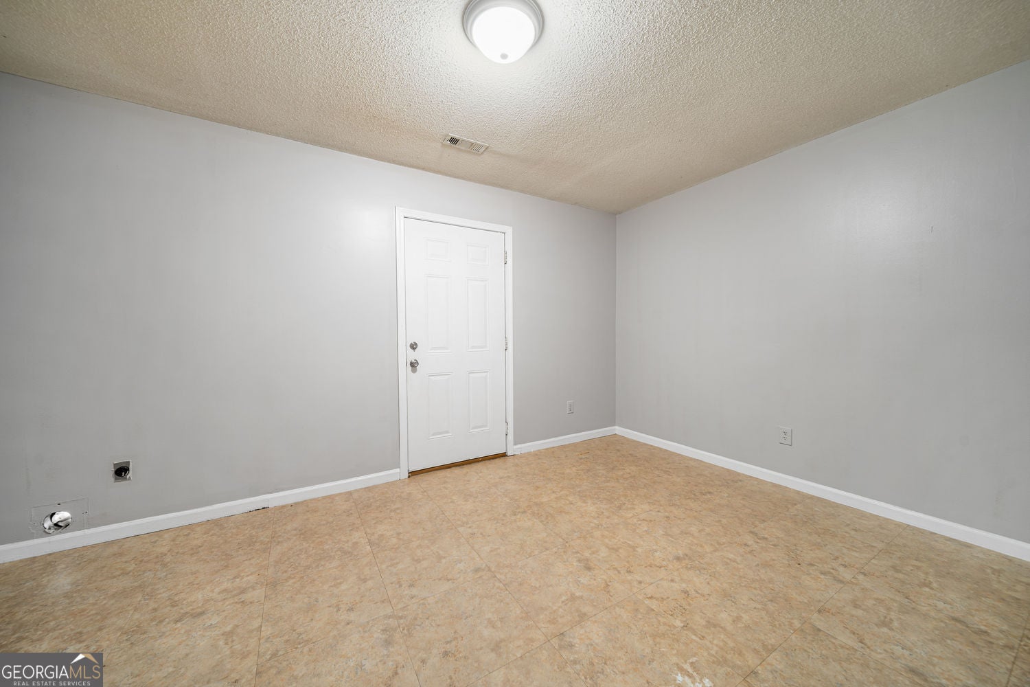 Fort Valley, Georgia, 31030, United States, ,Residential,For Sale,1952975