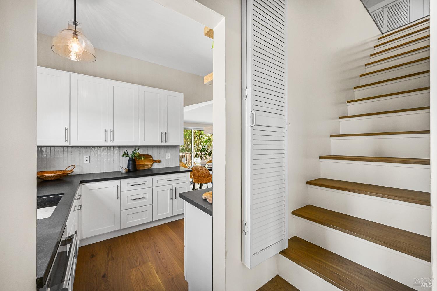 Petaluma, California, 94952, United States, 4 Bedrooms Bedrooms, ,2 BathroomsBathrooms,Residential,For Sale,2048803