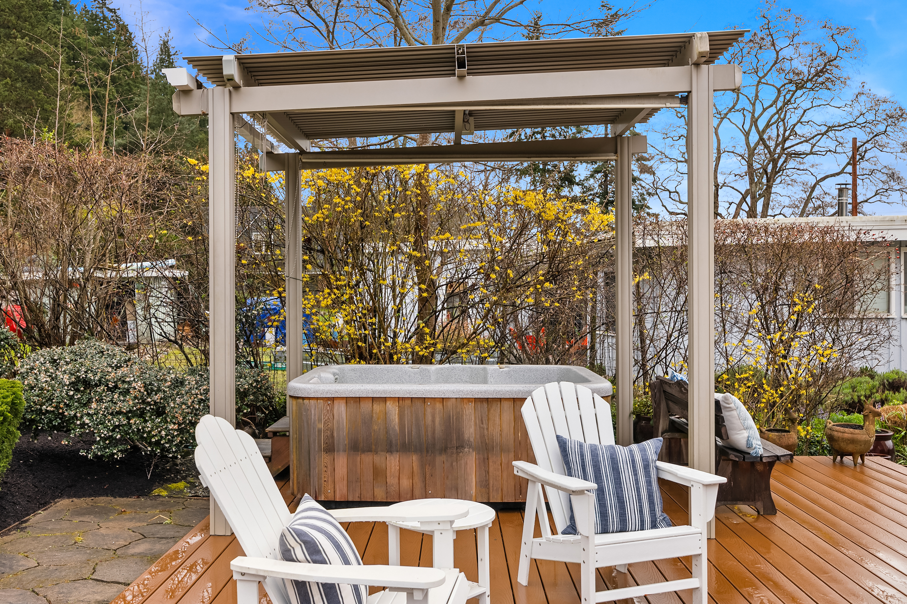  3450 Crystal Springs Dr NE, Bainbridge Island, WA 98110 - 物件實景