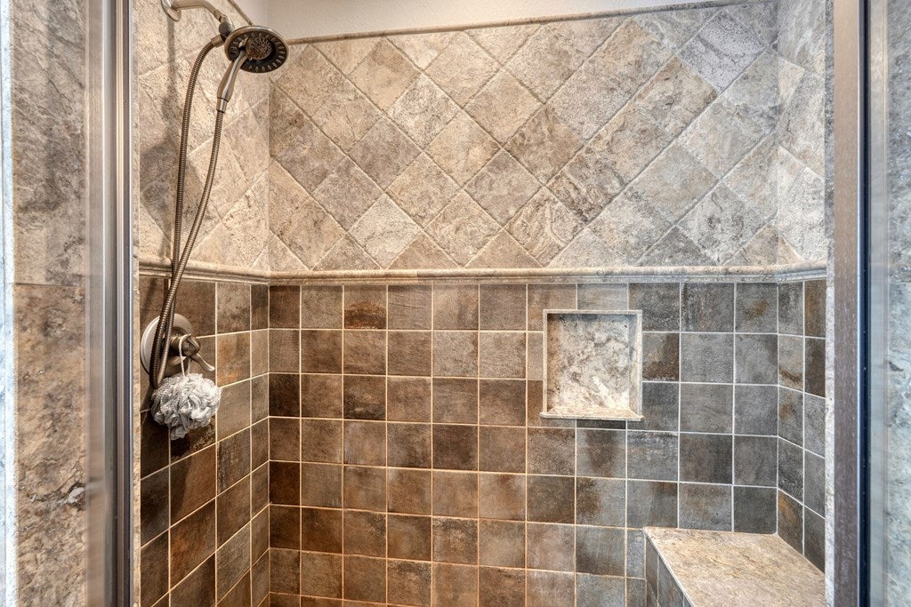 Hiawassee, Georgia, 30546, United States, 3 Bedrooms Bedrooms, ,4 BathroomsBathrooms,Residential,For Sale,1721105