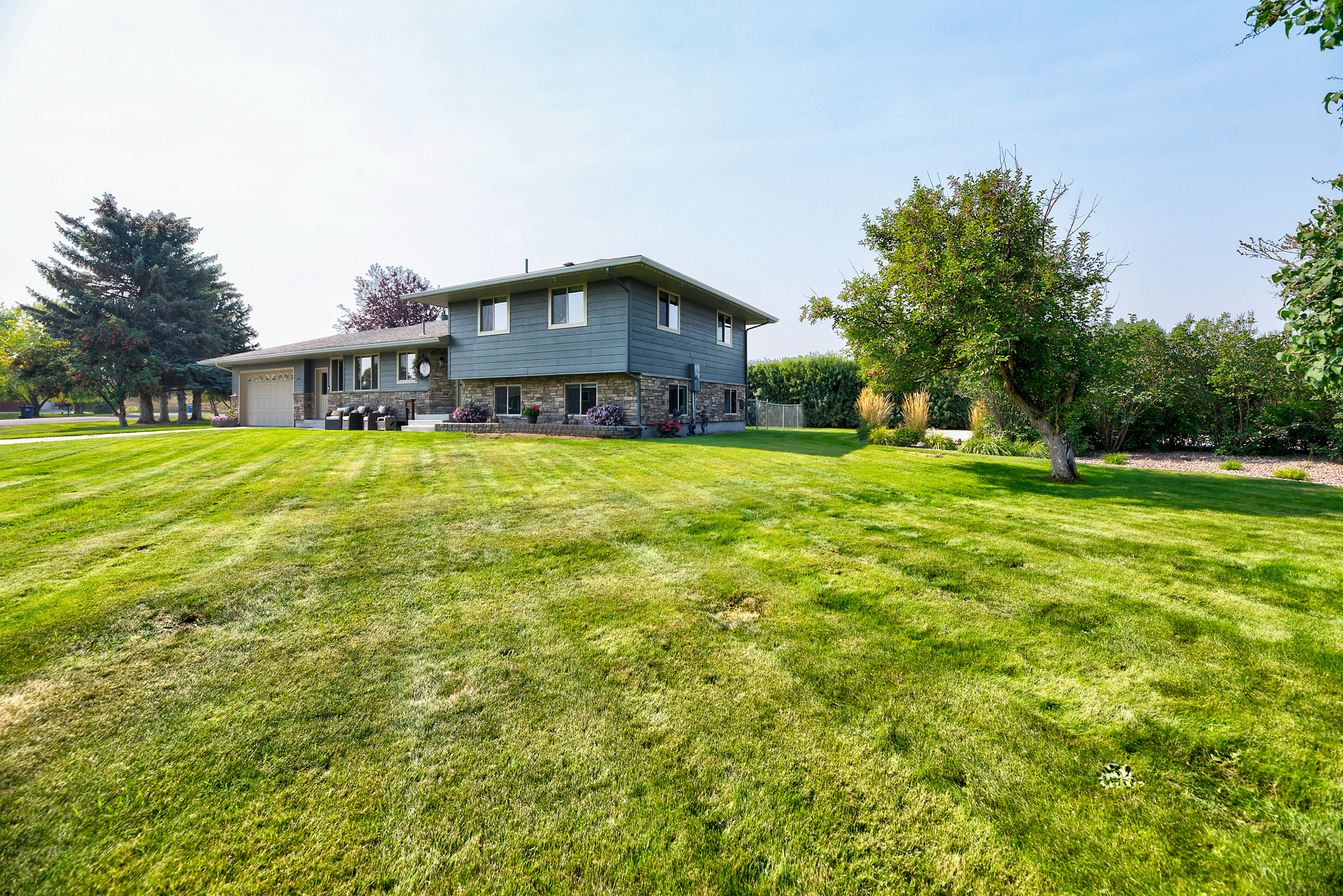 Helena, Montana, 59602, United States, 4 Bedrooms Bedrooms, ,3 BathroomsBathrooms,Residential,For Sale,1983426