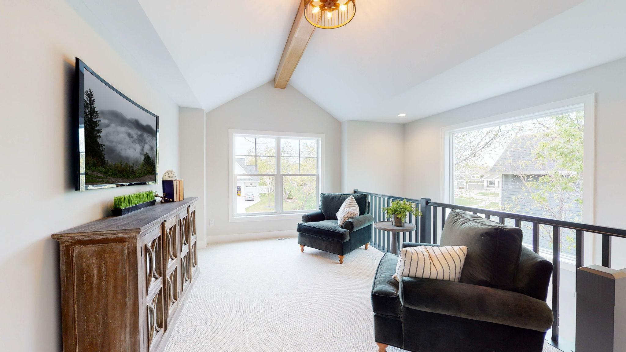 Deephaven, Minnesota, 55331, United States, 5 Bedrooms Bedrooms, ,3 BathroomsBathrooms,Residential,For Sale,1999311