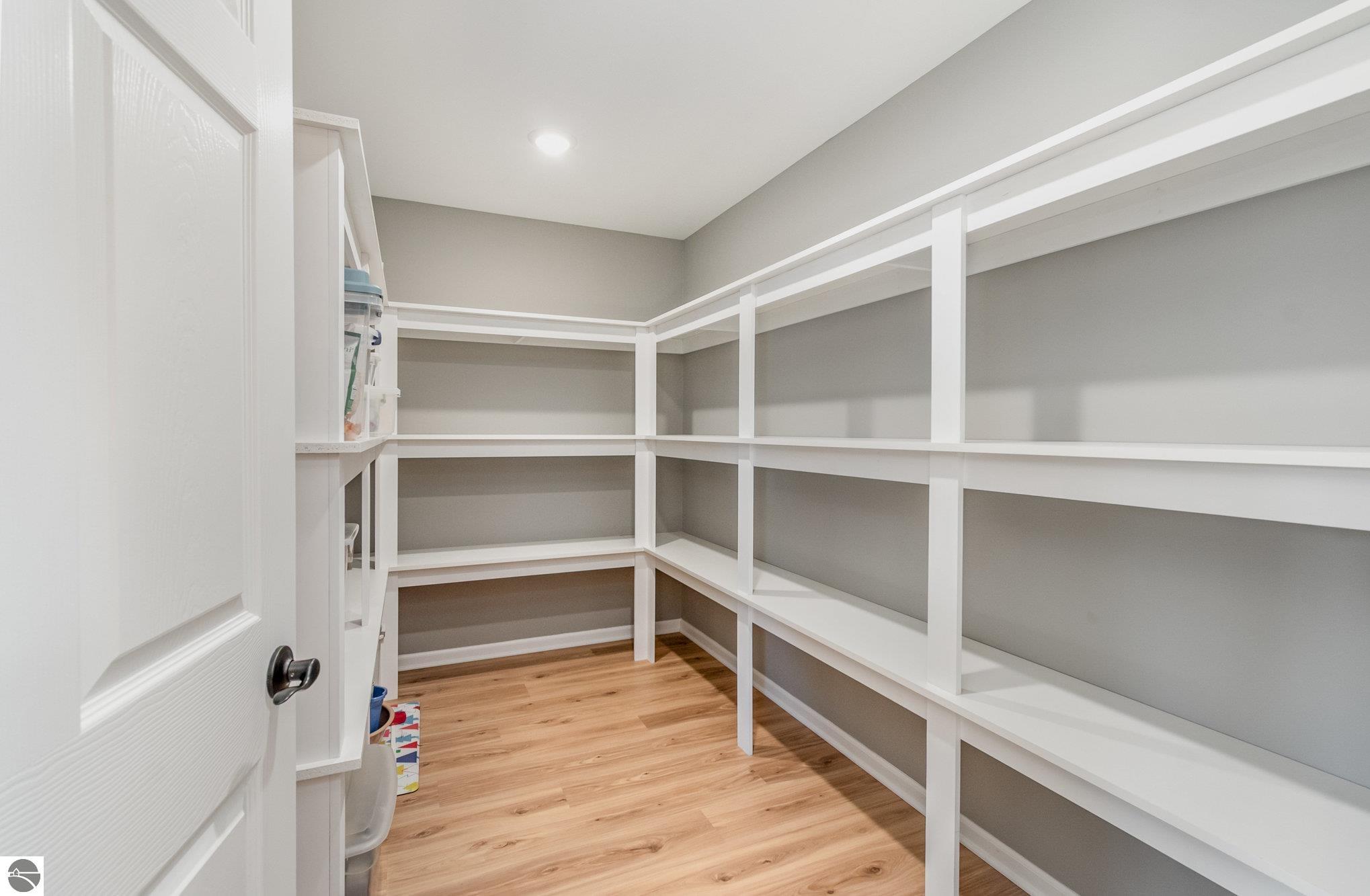 Tawas City, Michigan, 48763, United States, 4 Bedrooms Bedrooms, ,Residential,For Sale,1987317