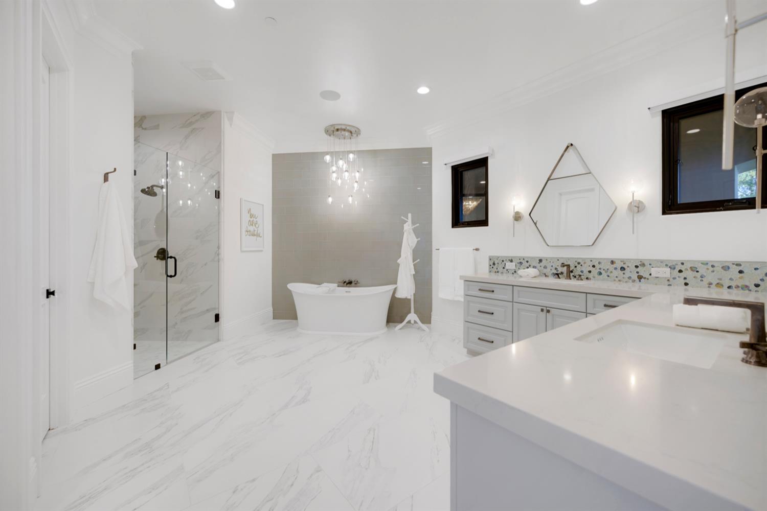 Loomis, California, 95650, United States, 6 Bedrooms Bedrooms, ,6 BathroomsBathrooms,Residential,For Sale,1908935